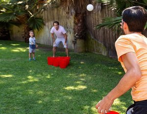 50_GiantYardPong_1024x800px